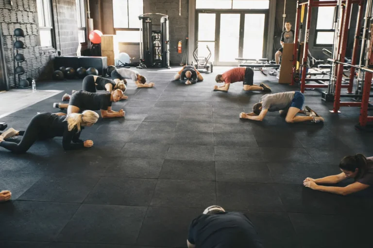 FITNESS GYM TRAINING 9206 768x512